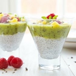 Pudim de chia com kiwi